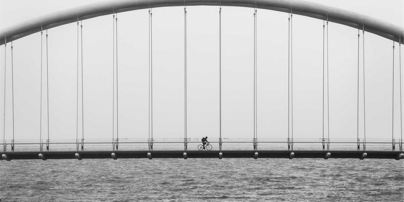 化工产品与化工解决方案：驱动新能源电池材料创新的核心力量