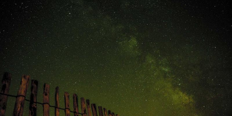 电子化学品国产化替代进程：热诚化工解析光刻胶、湿电子化学品的技术壁垒与市场前景